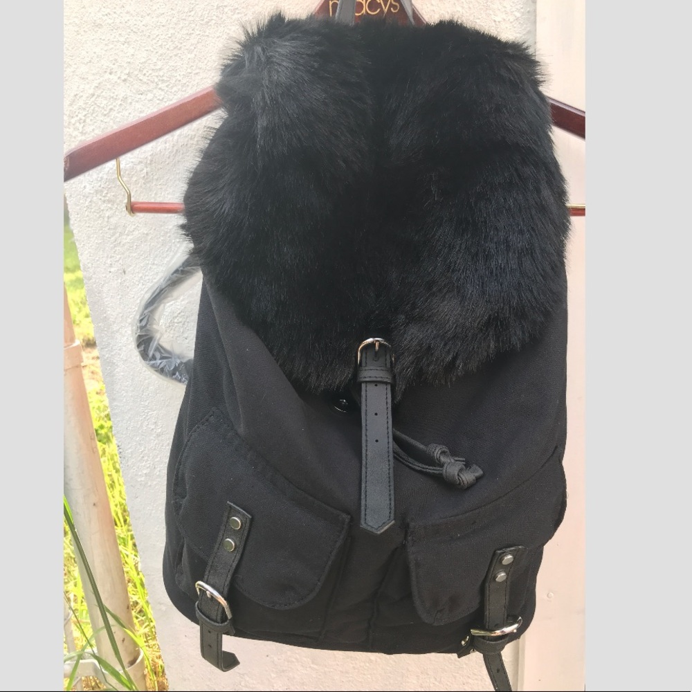 🛑CANDIES FUR BACKPACK🛑